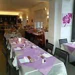Orchidea 3*