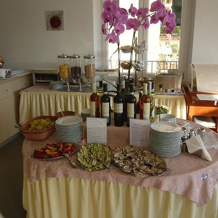 Ξενοδοχείο Orchidea 3*