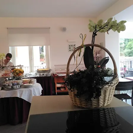 Отель Orchidea 3*